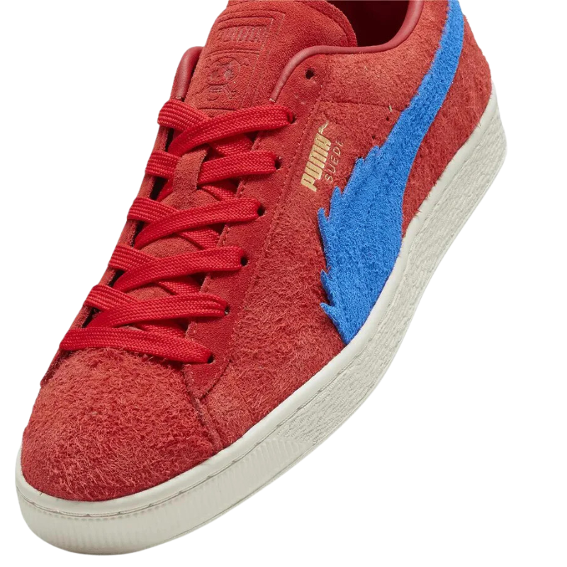 A modern reinterpretation of the classic PUMA Suede.