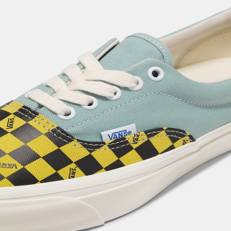 BMX-inspired low-top shoes with seasonal color palette, canvas and checkerboard screen-print design, full-grain leather padded collar, gloss-finished higher sidewalls, and Sola Foam All-Day-Comfort insole.


