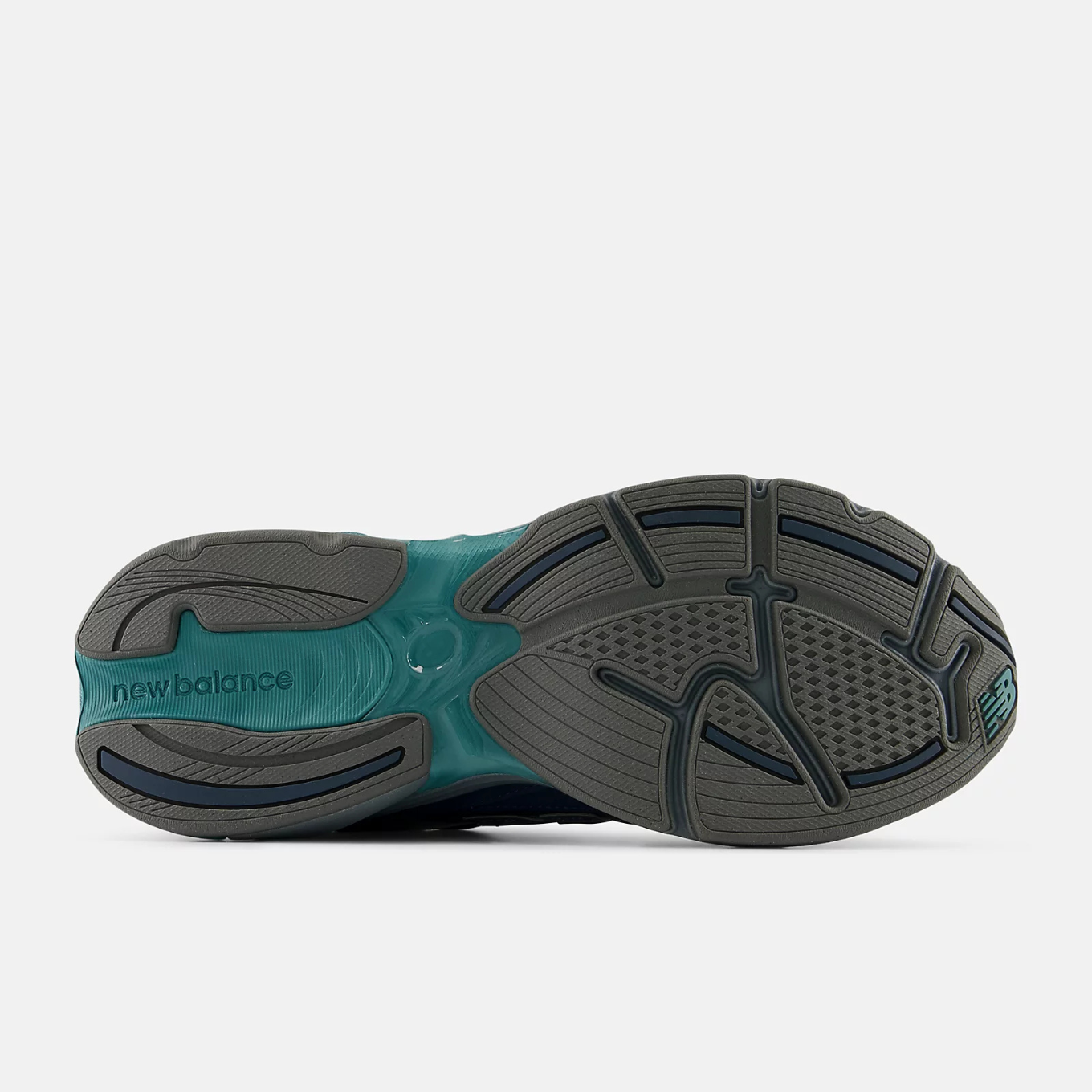 NEW BALANCE 2010