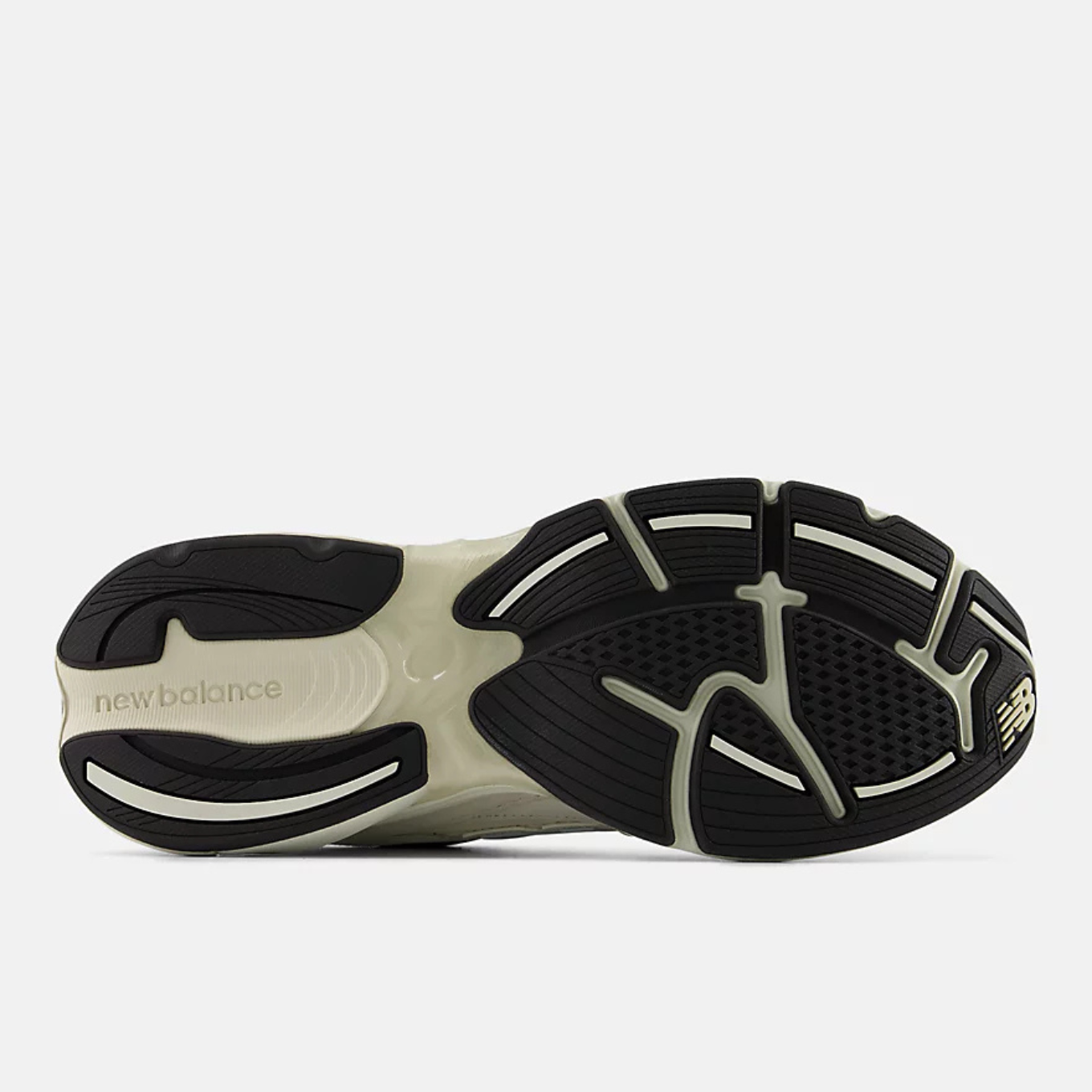 NEW BALANCE 2010