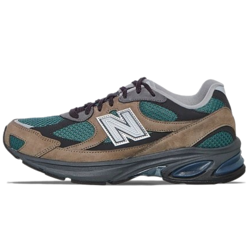 NEW BALANCE 2010