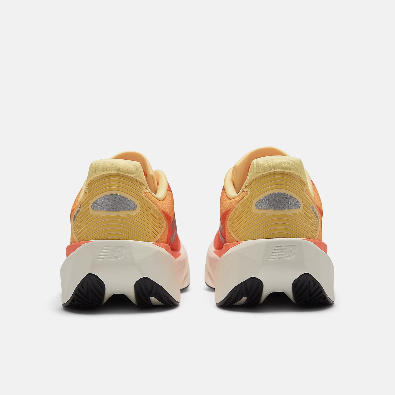 NEW BALANCE FUELCELL REBEL V5 WMNS