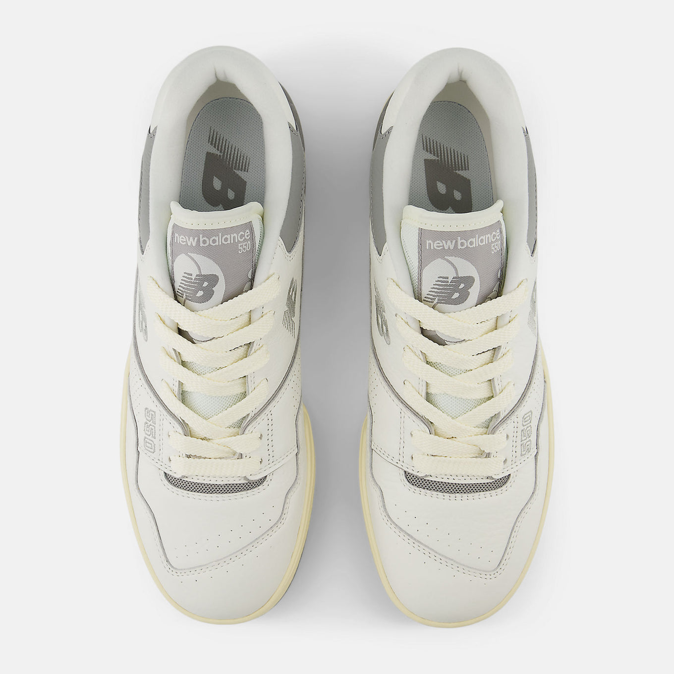 Original 550 sneakers, featuring a low-top silhouette and durable synthetic suede upper, embodying basketball heritage and timeless style since 1989.


