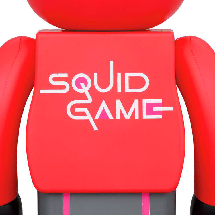 BE@RBRICK SQUID GAME Guard Square 100% & 400% figures featuring the iconic red uniform and square mask design from Squid Game.