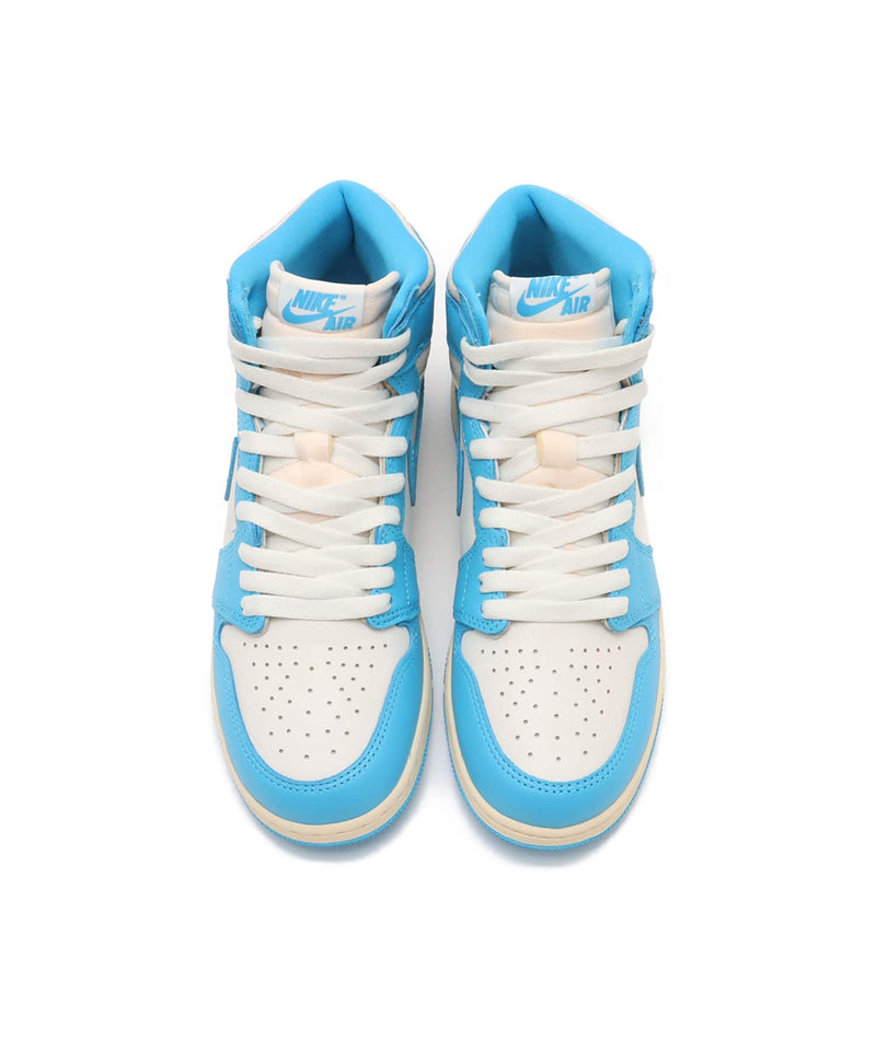 Air Jordan 1 Retro High OG GS with premium leather upper and classic high-top silhouette