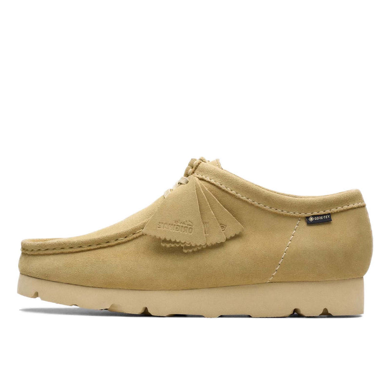 
The Wallabee GTX in a fresh seasonal color, showcasing a butter-soft suede upper with GORE-TEX® waterproof membrane,