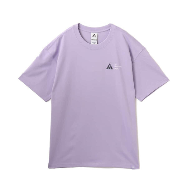 Nike premium heavyweight Dri-FIT T-shirt with loose fit and sweat-wicking fabric