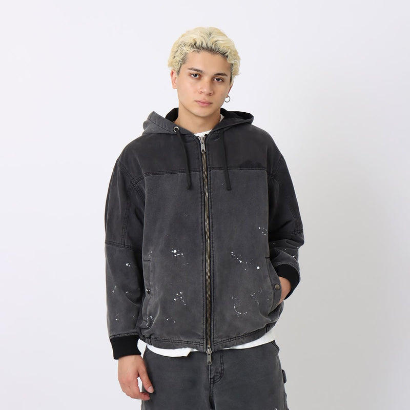 Hoodie-style work jacket made from durable duck fabric with fleece lining for warmth, featuring paint drips, bleach marks, and an atmos motif on the left chest. Model height 180cm, wearing size L.


