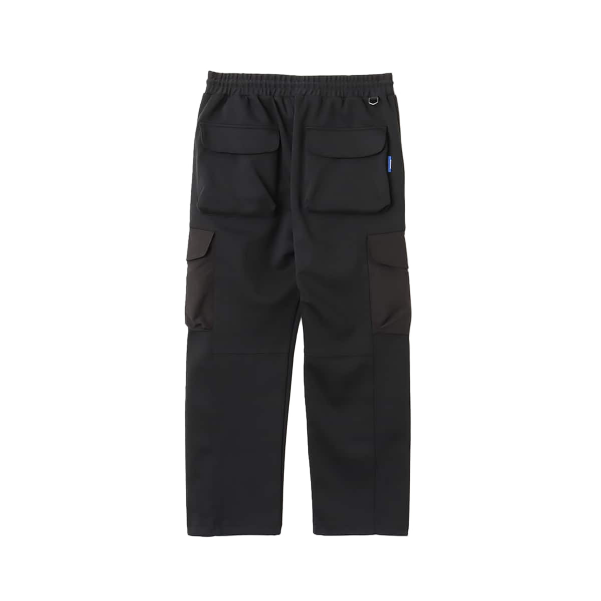 Men's cargo pants in two-layered cardboard knit with contrast pockets and adjustable elastic hem