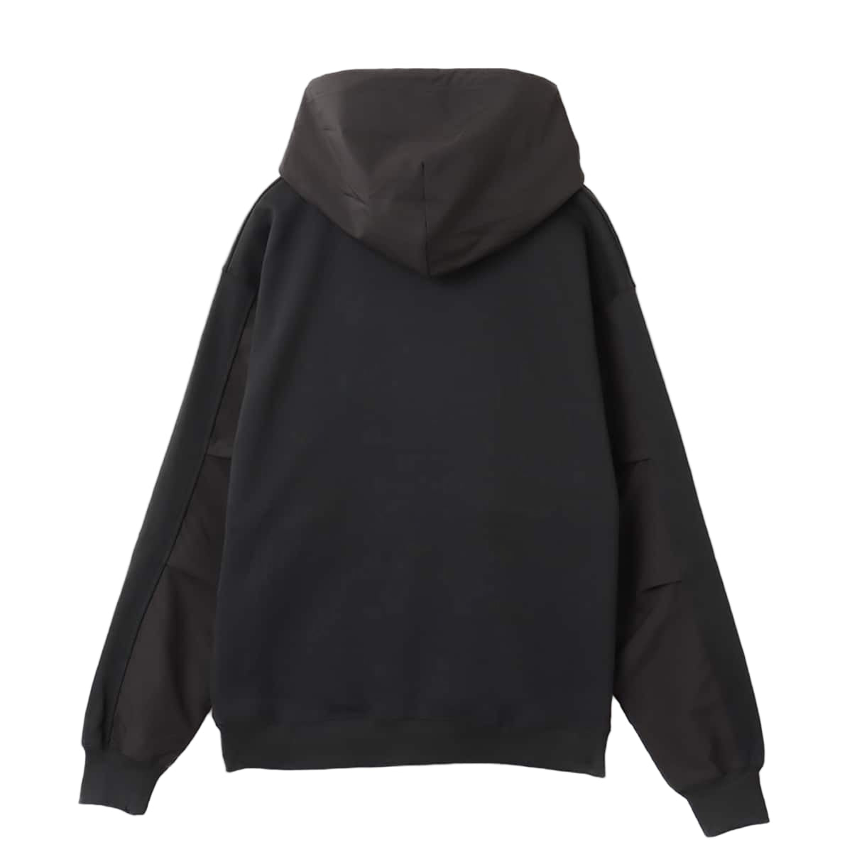 Knit hoodie with a two-layered design, atmos motif, and fabric accents. Soft, stretchy, and lightweight.