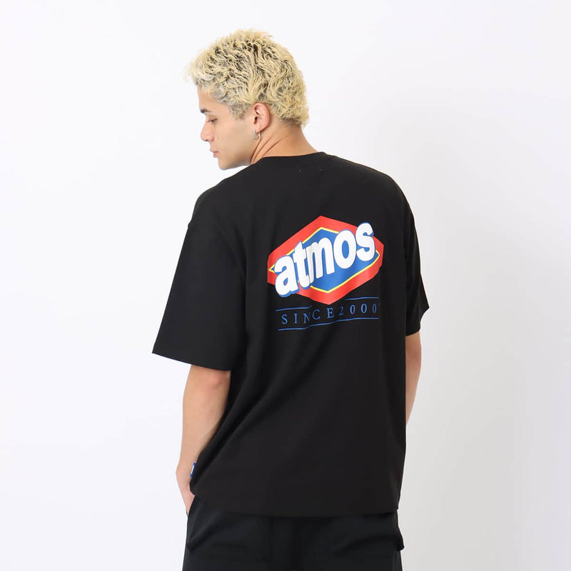 Short-sleeved T-shirt with iconic motif on the back, crafted from 100% cotton jersey fabric with open-end yarn for a textured, voluminous feel.