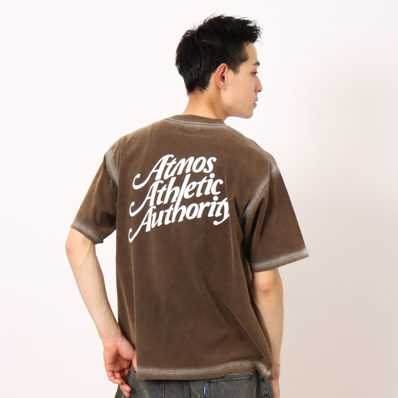 Men's short-sleeved vintage-inspired T-shirt with textured jersey material, "Atmos Athletic Authority"