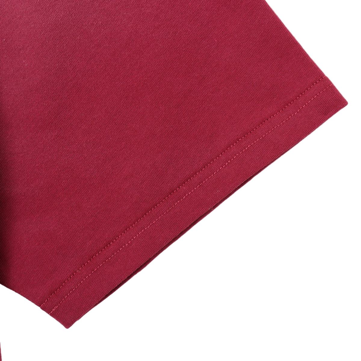 Monochrome T-shirt with tonal front embroidery and gradient rubber spray, worn by model 180cm tall in size L