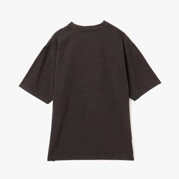 Short-sleeve T-shirt with front spray-style rubber graphic print in 100% cotton.
