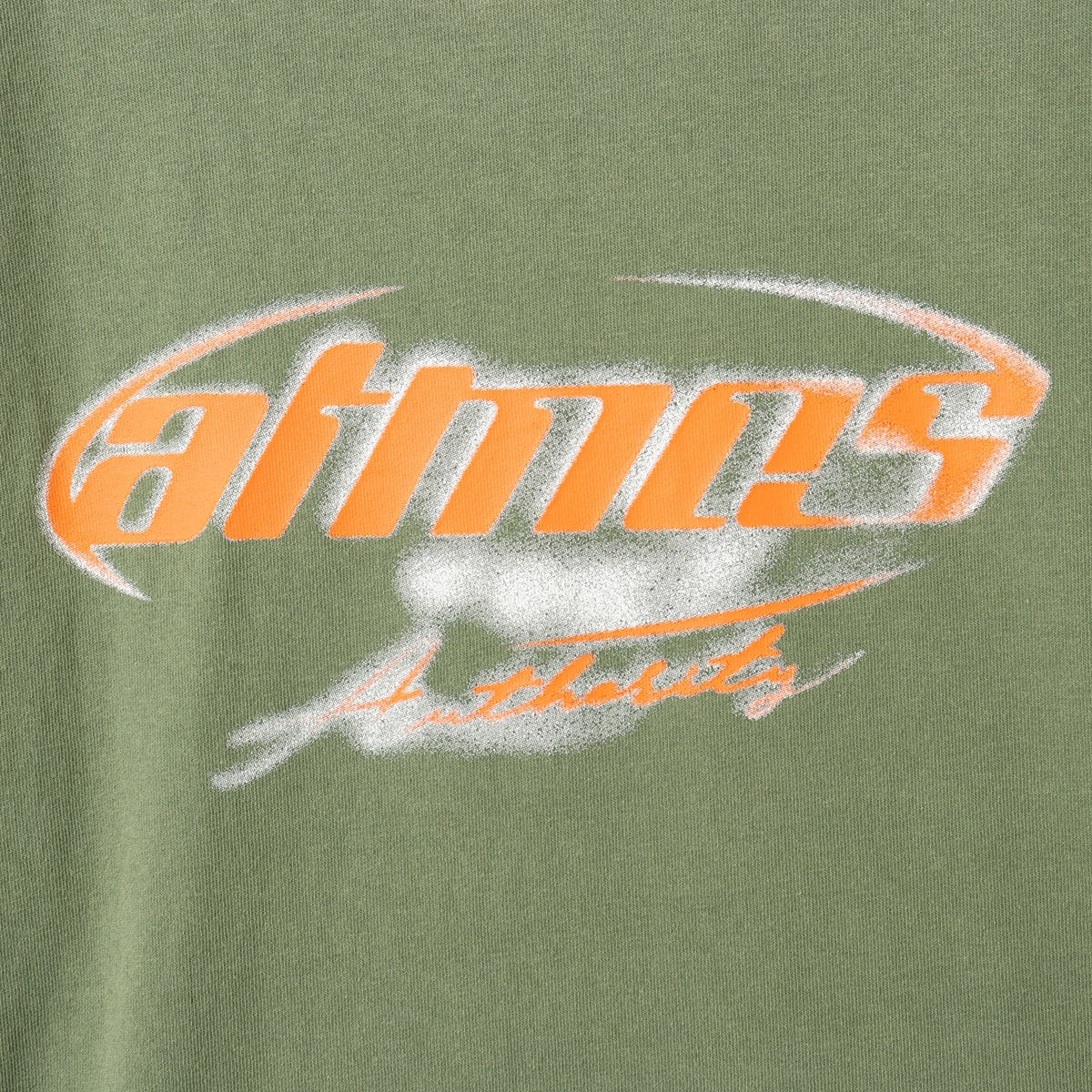 Short-sleeve T-shirt with front spray-style rubber graphic print in 100% cotton.