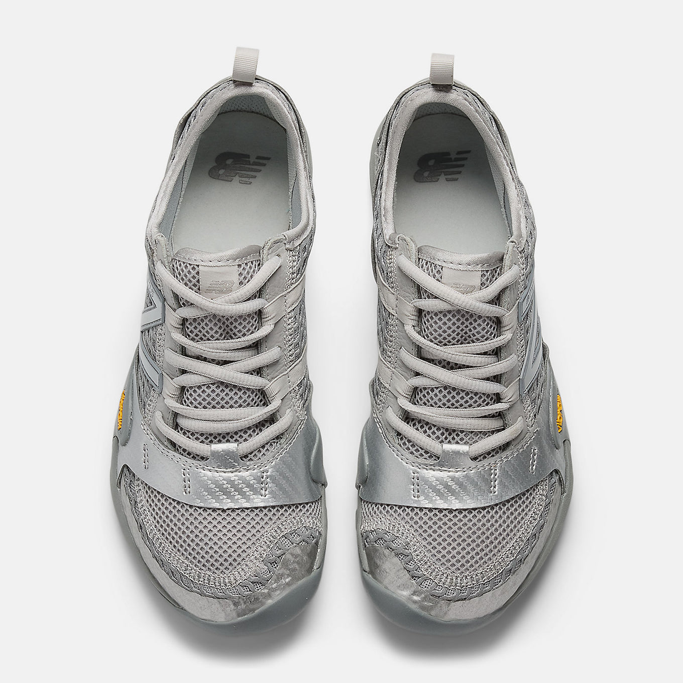 New Balance MT10 trail running shoe with lightweight build and rugged outsole for outdoor performance