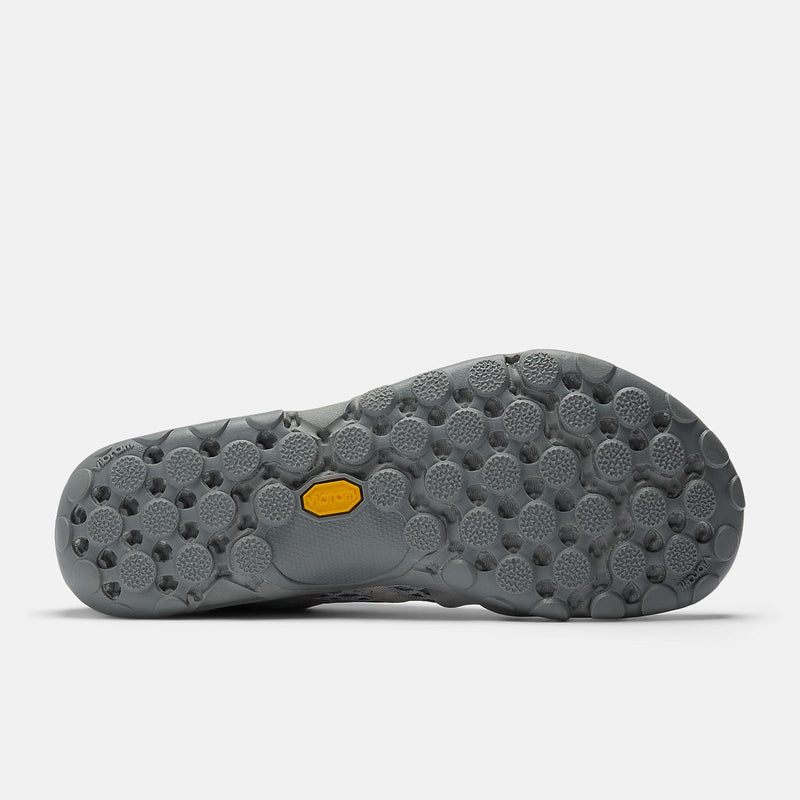 New Balance MT10 trail running shoe with lightweight build and rugged outsole for outdoor performance
