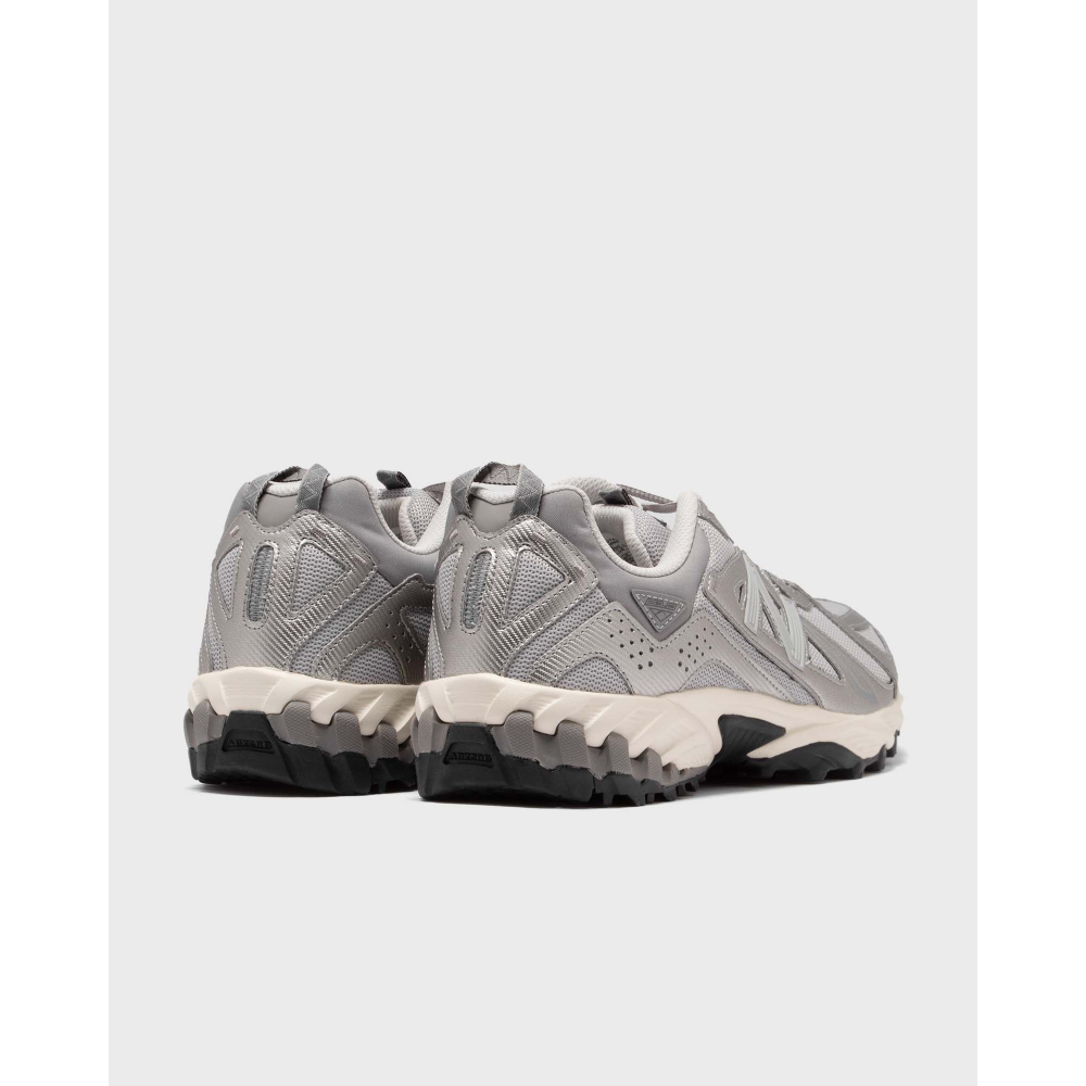2000s-Inspired Running Shoes: Comfort and Style for the 2000s-Inspired Running Shoes: Comfort and Style for the