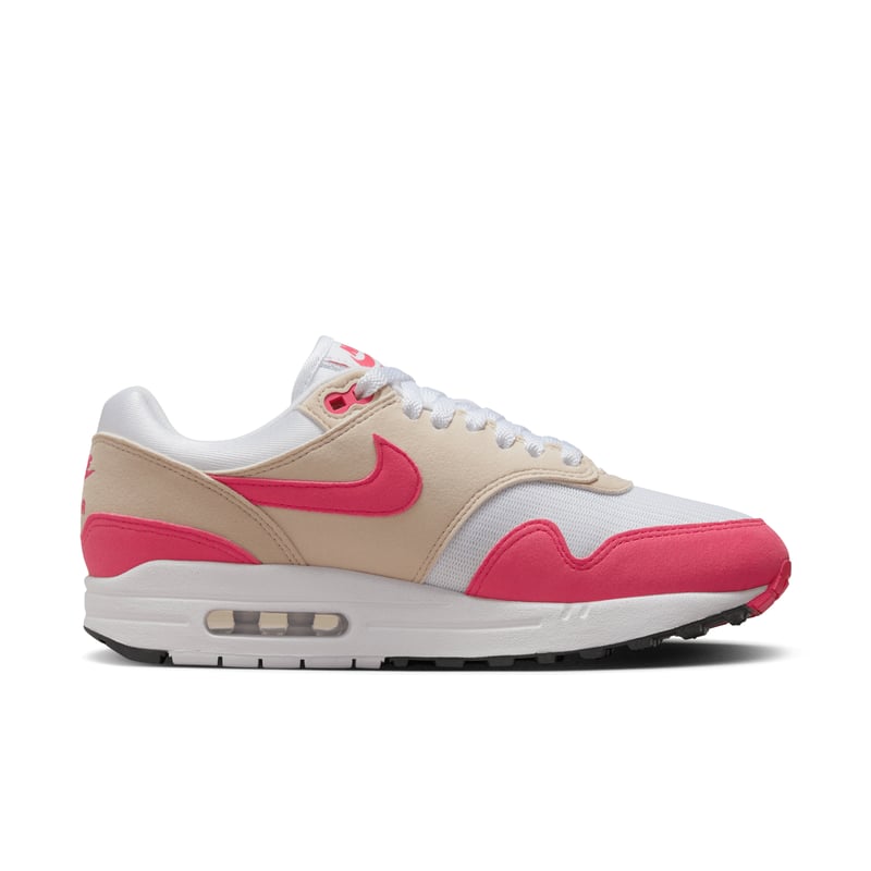 Classic sneaker design with suede Swoosh, 'Team Red' color scheme, 'Light Orewood Brown' accents, and 'Aster Pink' detail on outsole