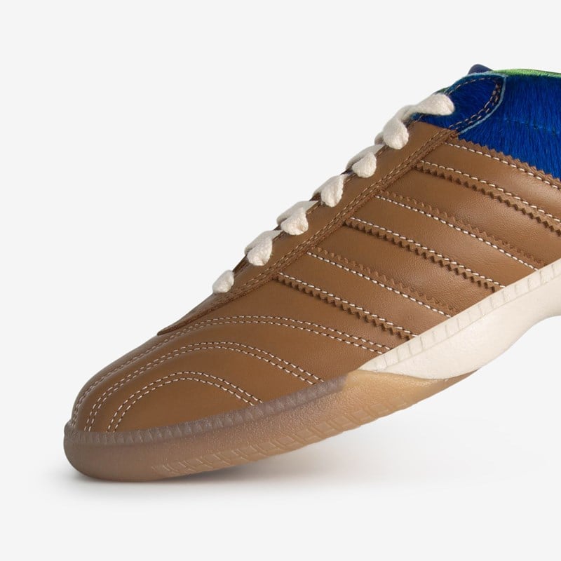 Adidas and Wales Bonner's Spring/Summer 2024 collection, featuring classic adidas Samba shoes that celebrate long-distance running. 