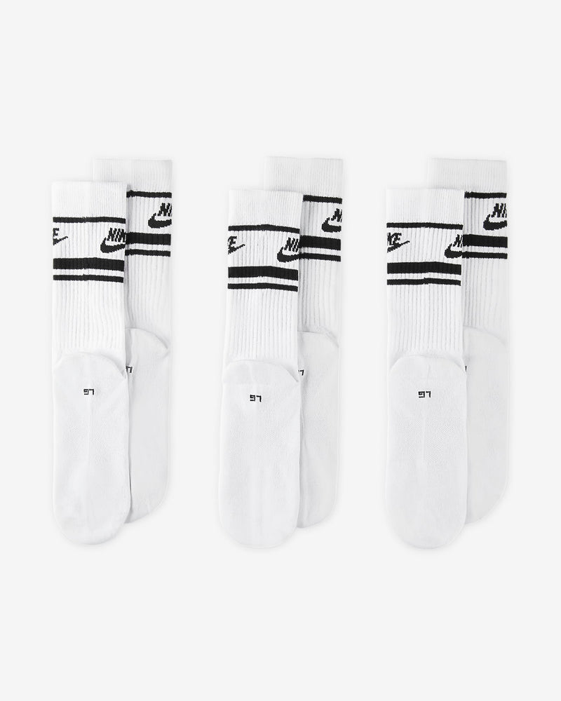 Put your best foot forward with the Nike Sportswear Socks.