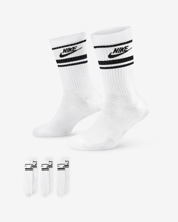 Put your best foot forward with the Nike Sportswear Socks.