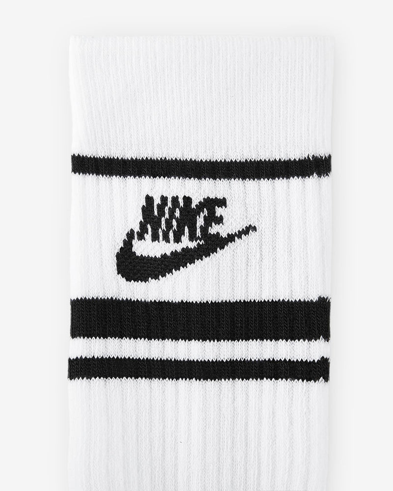 Put your best foot forward with the Nike Sportswear Socks.