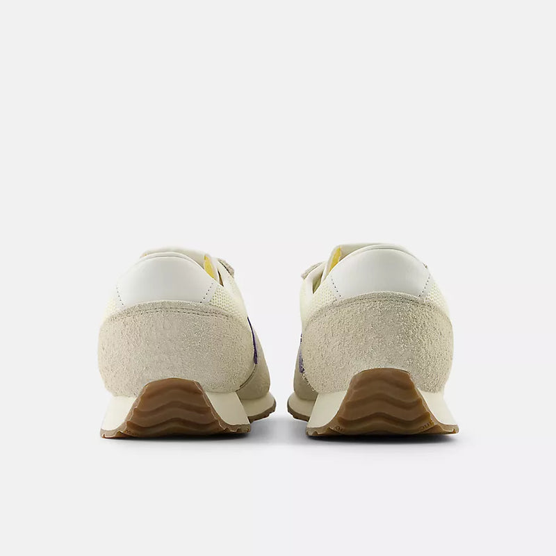 New Balance 471 sneakers featuring mesh uppers, hairy suede overlays, and a retro-inspired wedge EVA midsole.