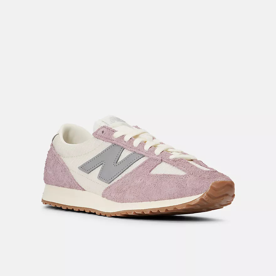 New Balance 471 sneaker with ’70s-inspired design, breathable mesh, hairy suede overlays, and fang toebox detail