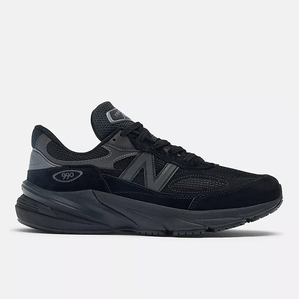New Balance 990v6 MADE in USA with pigskin overlays, mesh upper, and FuelCell midsole in a sleek, performance-driven silhouette.