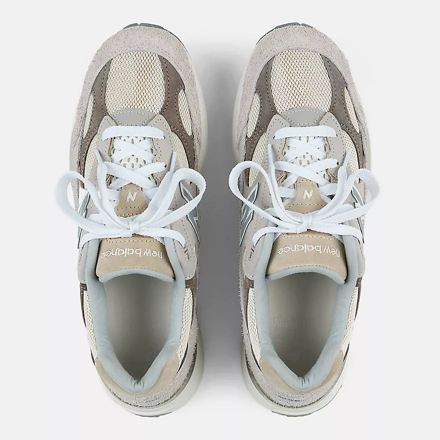 New Balance 992 MADE in USA sneaker in Moonrock and Mushroom colorway with premium hairy suede, mesh, and leather upper.