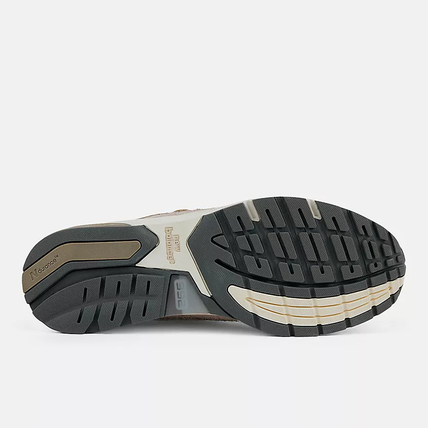 New Balance 992 MADE in USA sneaker in Moonrock and Mushroom colorway with premium hairy suede, mesh, and leather upper.