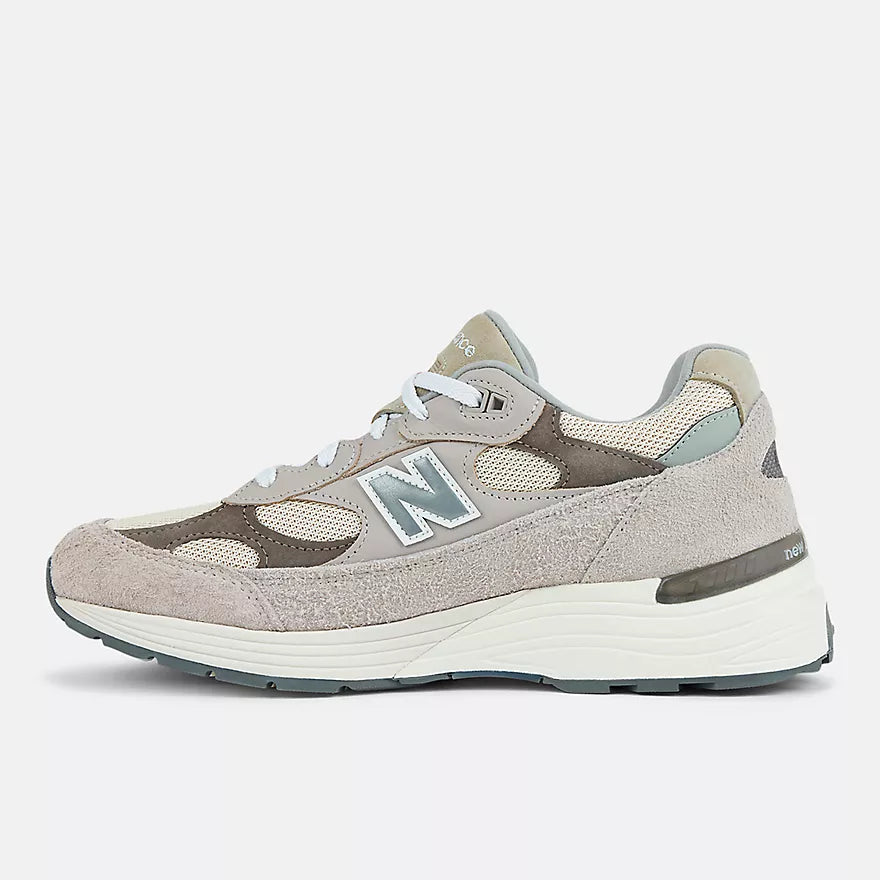 New Balance 992 MADE in USA sneaker in Moonrock and Mushroom colorway with premium hairy suede, mesh, and leather upper.