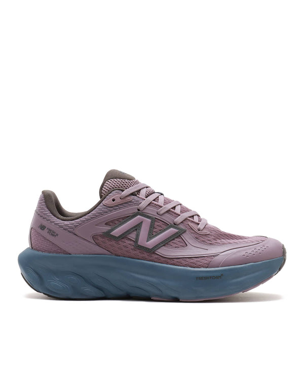 New Balance Fresh Foam Traine with 2000s-inspired overlays and Fresh Foam cushioning for both performance and everyday comfort.