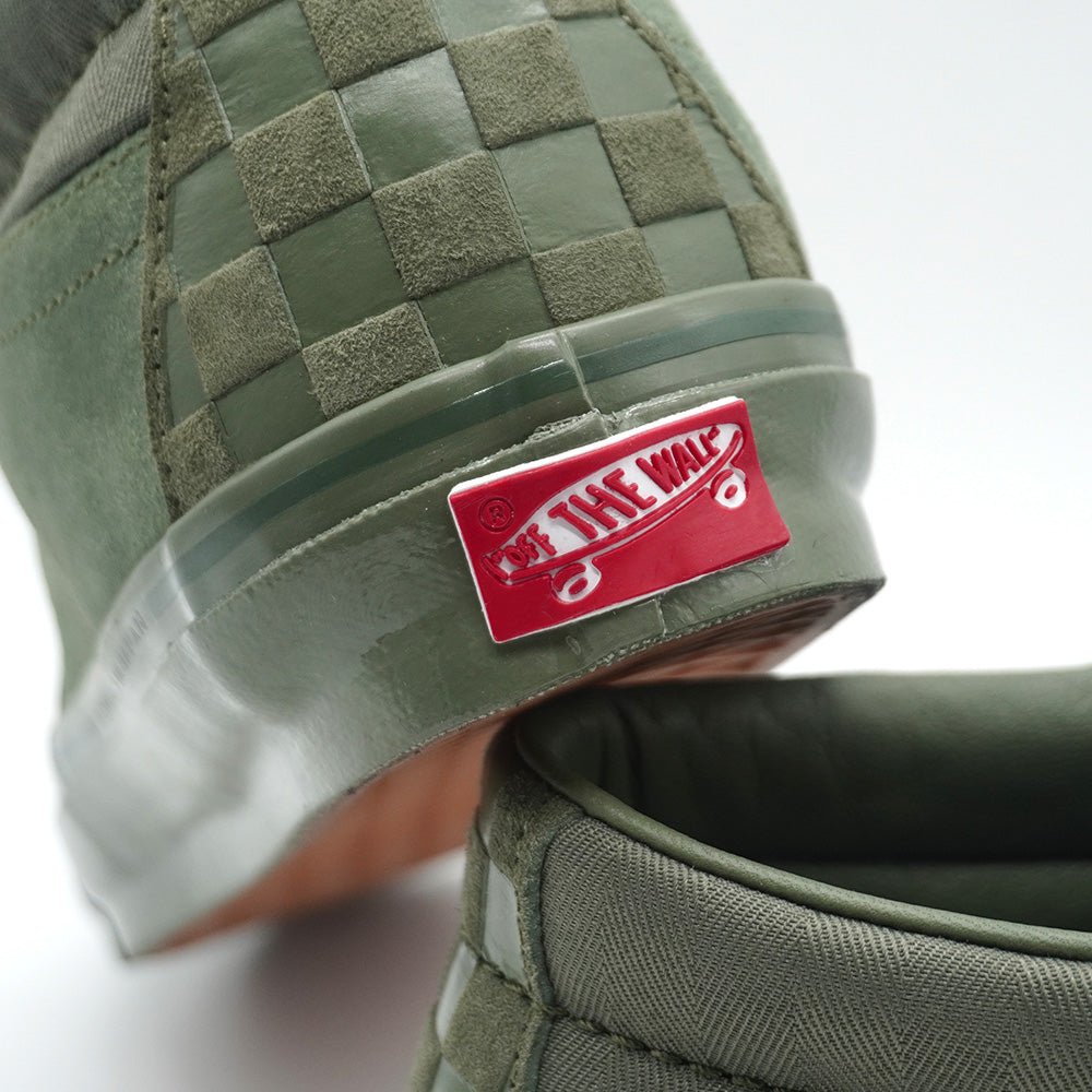 Assorted Vans footwear products including KnU Skool, KnU Slip, Classic Slip-On, Old Skool, Sk8-Hi, Sk8-Low, and Half Cab styles