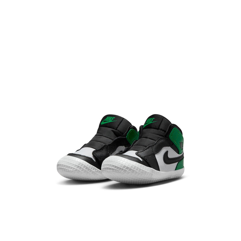 Stylish and high-quality Nike footwear, apparel, and accessories for men and women