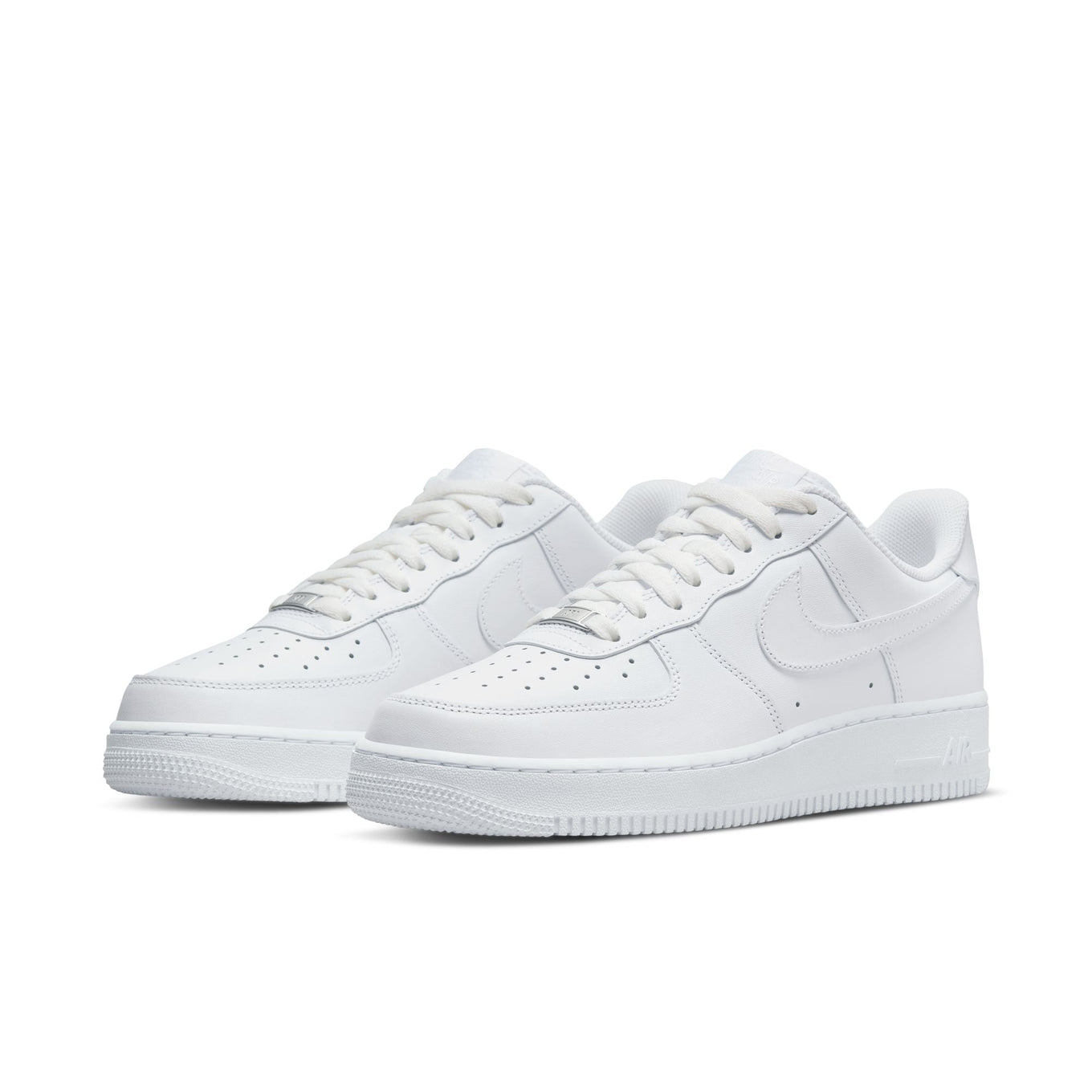 Stylish and high-quality Nike footwear, apparel, and accessories for men and women