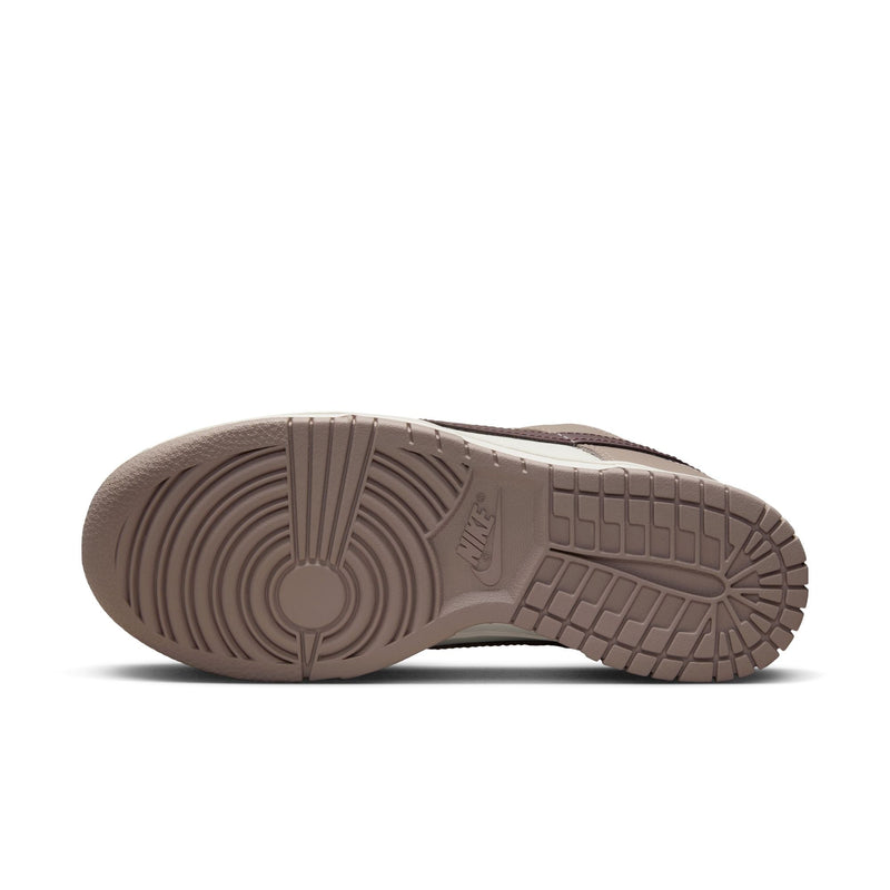 Stylish and high-quality Nike footwear, apparel, and accessories for men and women