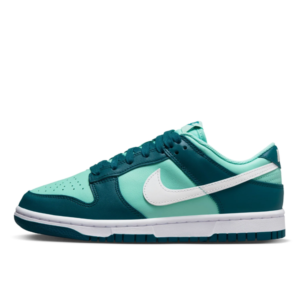 Stylish and high-quality Nike footwear, apparel, and accessories for men and women