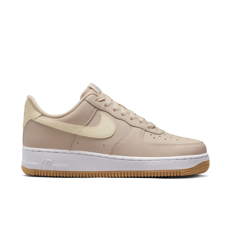 Stylish and high-quality Nike footwear, apparel, and accessories for men and women