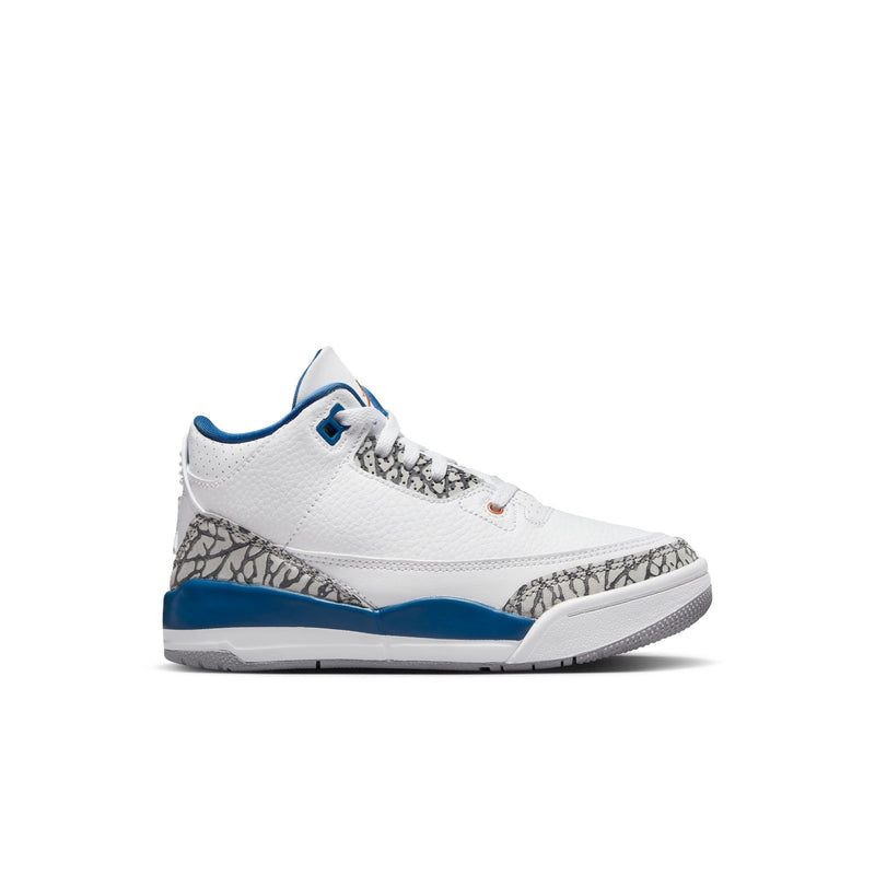 Stylish and high-quality Nike footwear, apparel, and accessories for men and women