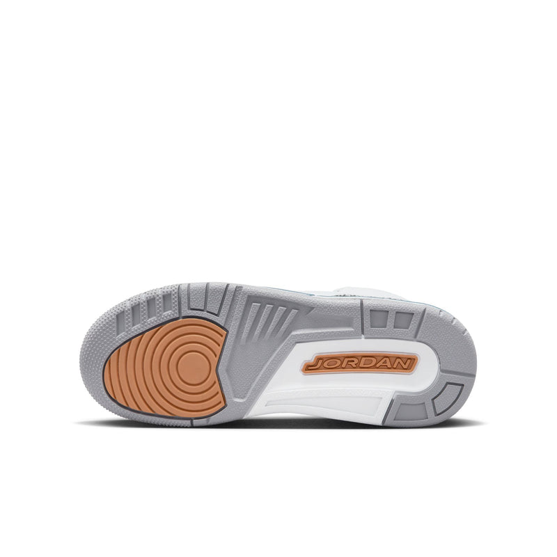 Stylish and high-quality Nike footwear, apparel, and accessories for men and women