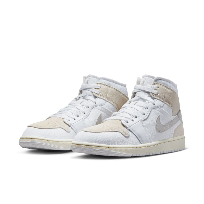 Stylish and high-quality Nike footwear, apparel, and accessories for men and women