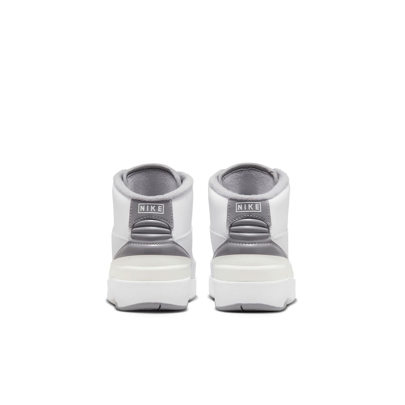 Stylish and high-quality Nike footwear, apparel, and accessories for men and women
