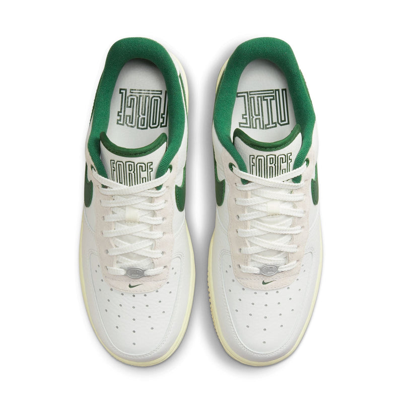Stylish and high-quality Nike footwear, apparel, and accessories for men and women