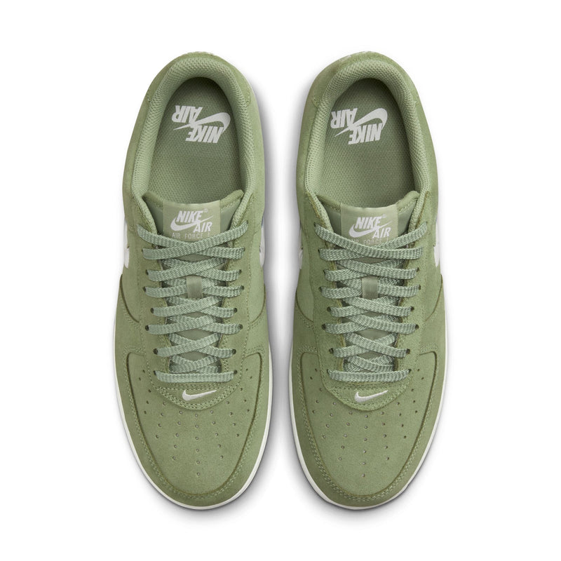 Stylish and high-quality Nike footwear, apparel, and accessories for men and women