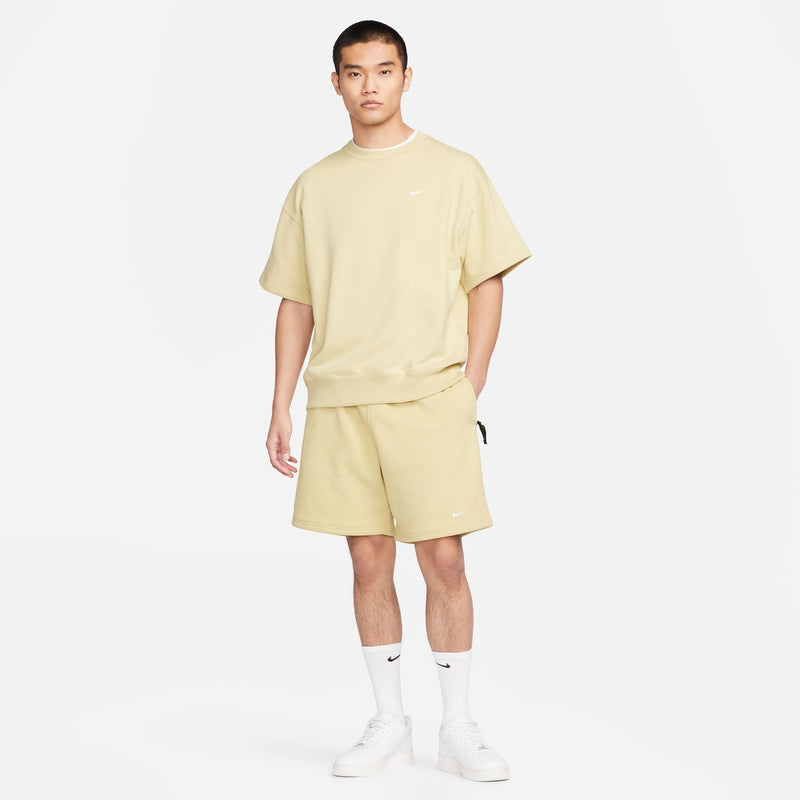 Stylish and high-quality Nike footwear, apparel, and accessories for men and women