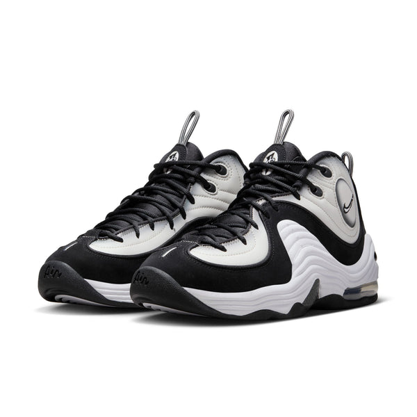 Stylish and high-quality Nike footwear, apparel, and accessories for men and women