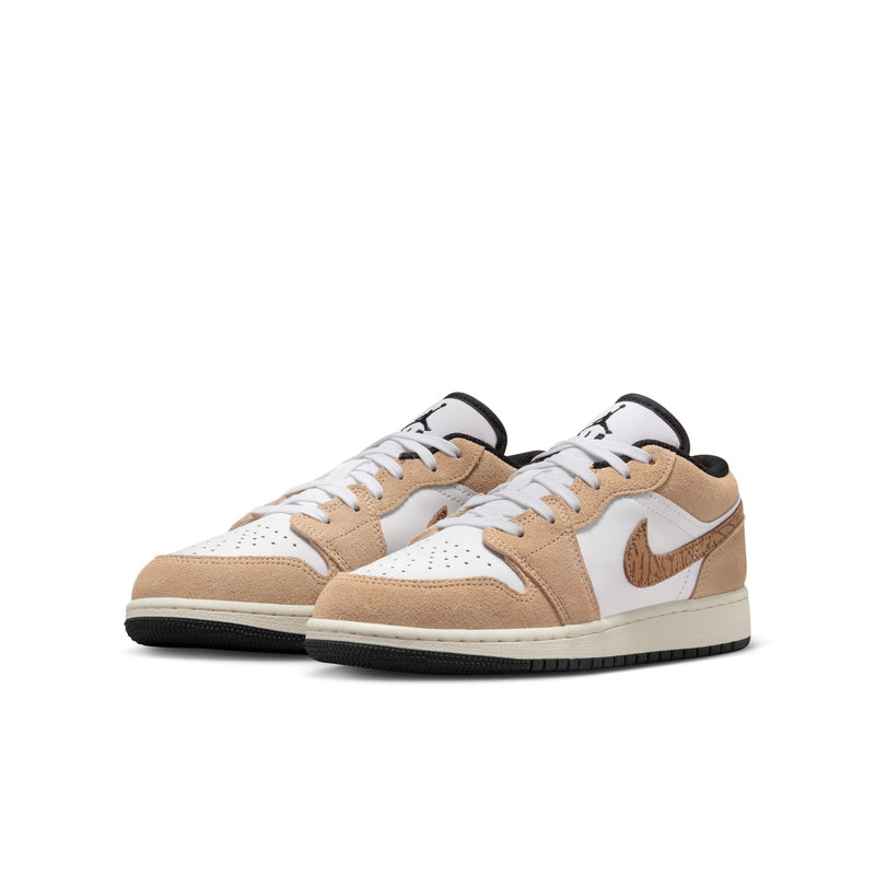 Stylish and high-quality Nike footwear, apparel, and accessories for men and women