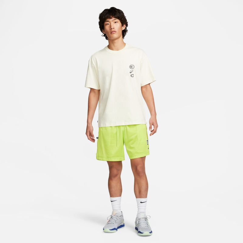 Stylish and high-quality Nike footwear, apparel, and accessories for men and women